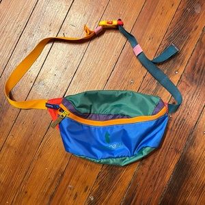 Cotopaxi Fanny bag